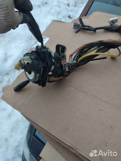 Подрулевой переключатель Сузуки гранд витара 2002