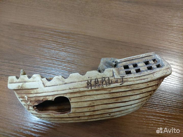 Корабль для аквариума