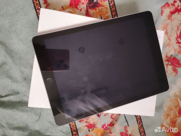 Планшет apple iPad 2017