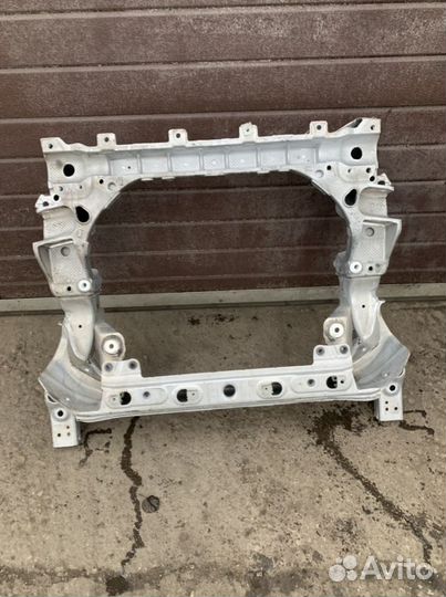 Подрамник передний для Mercedes GLC W253 4Matic