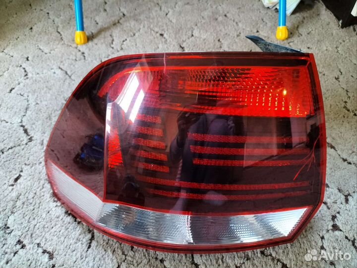 Задний фонарь Фольксваген Поло