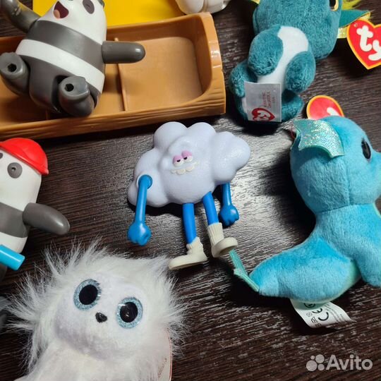 Колекционные игрушки McDonald's Хэппи мил