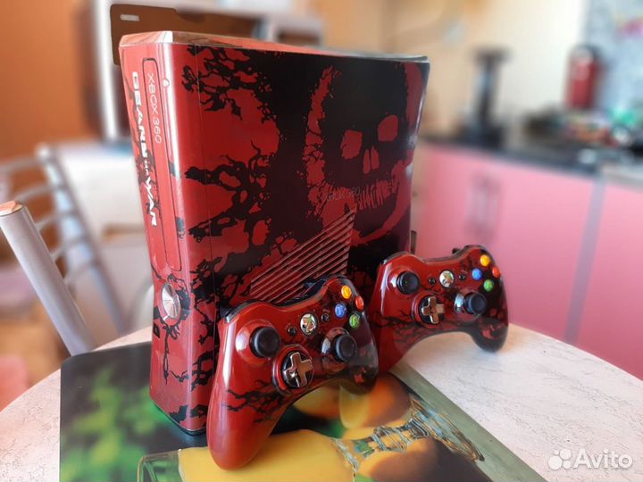 Игровая приставка Xbox 360 limited edition