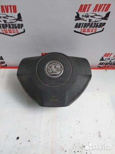 Подушка безопасности водителя Opel Vectra C рест