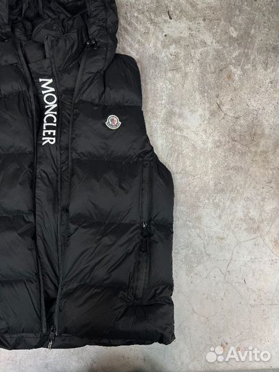 Жилетка Moncler