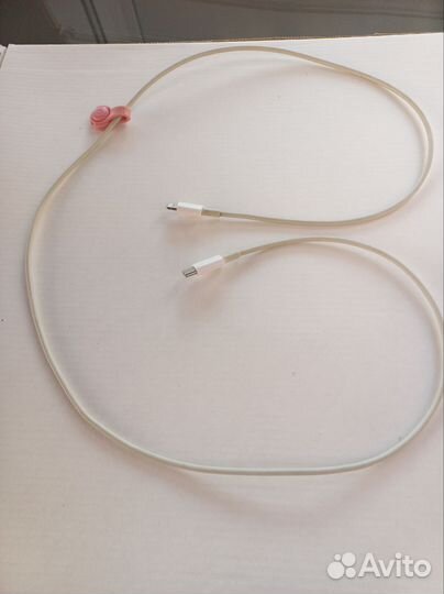 Продам блок питания и кабель оригинал для Айфона