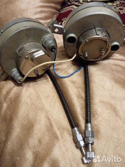 Часы на Волгу газ 21 и Победу