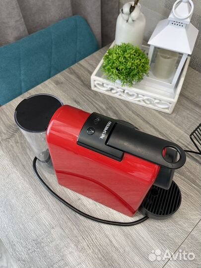 Кофеварка капсульная nespresso delonghi