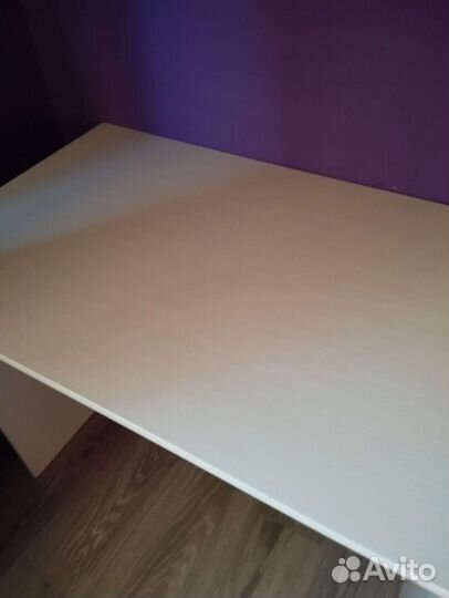 Письменный стол