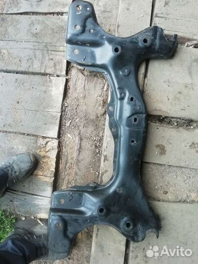 Балка под двигатель