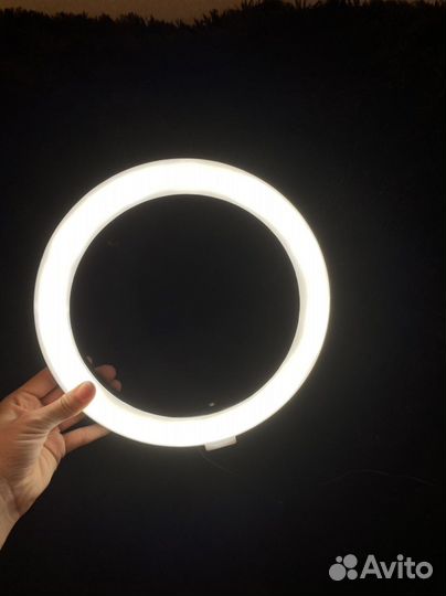 Компактная кольцевая лапма V-JOY