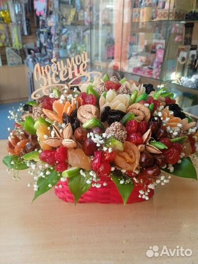 Букет в корзине