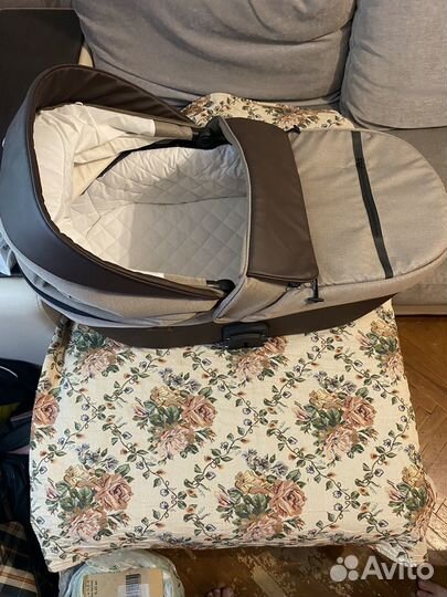 Коляска 2в1 Pituso confort