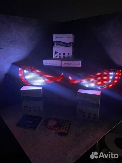 Глаза дьявола на лобовое LED панель
