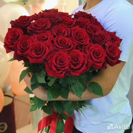 Букет из 27 красных розы по 100 Цветы Красноярск