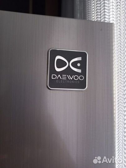 Холодильник daewoo