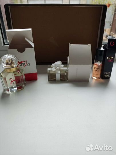 Женские разные духи