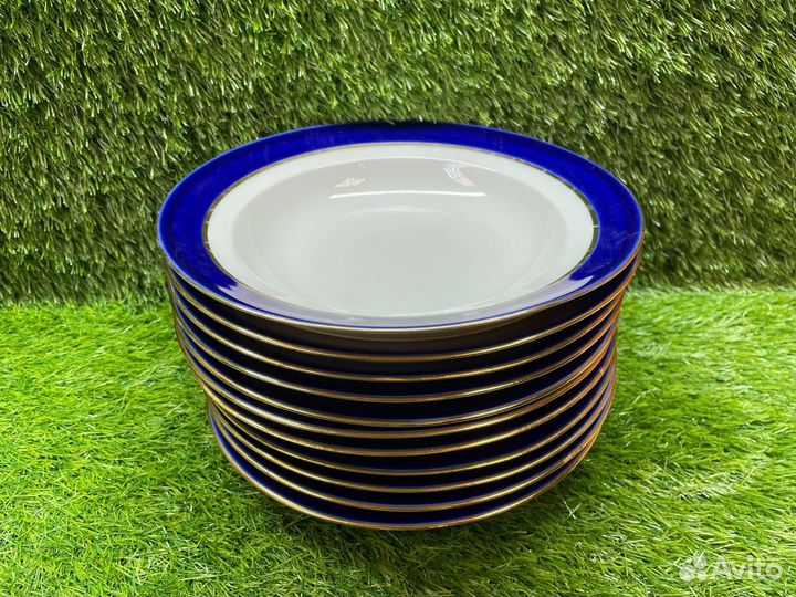 Набор фарфоровых тарелок Дулево 11 штук