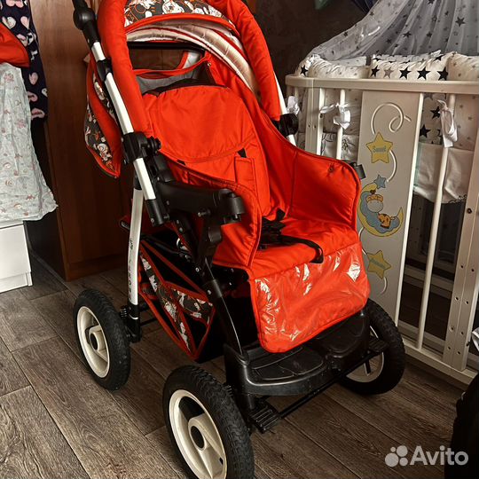 Коляска всесезонная