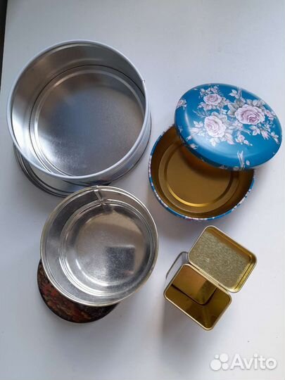 Жестяные шкатулки коробки