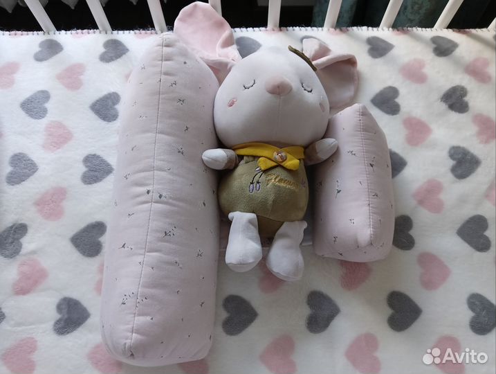 Подушка позиционер для новорожденных