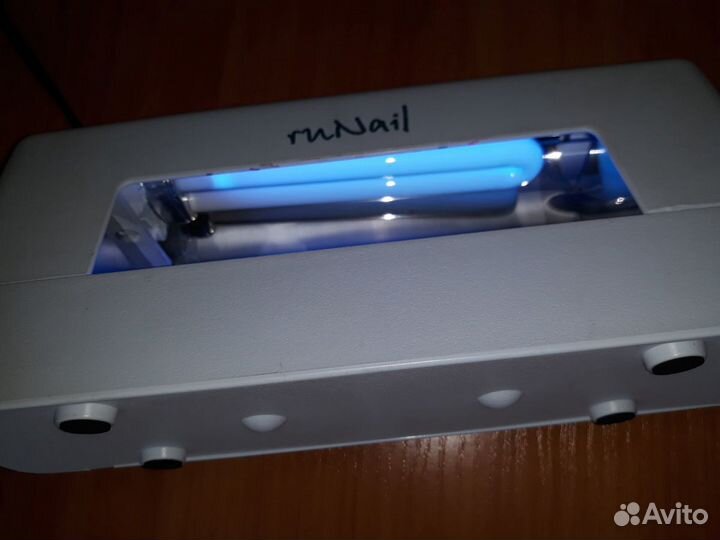 Лампа для сушки ногтей