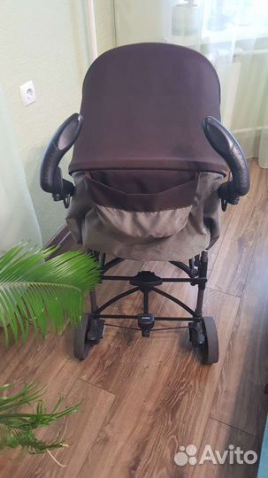 Прогулочная коляска трость Peg perego