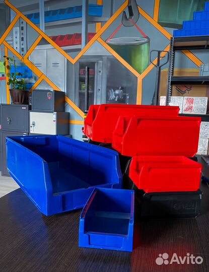 Ящик пластиковый