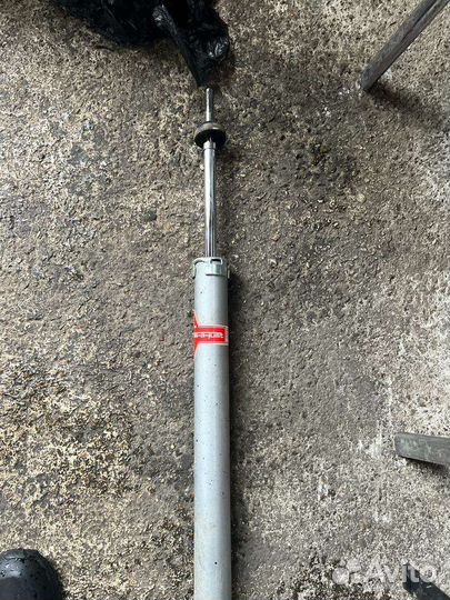 Задние 2 стойки Лексус GS-250