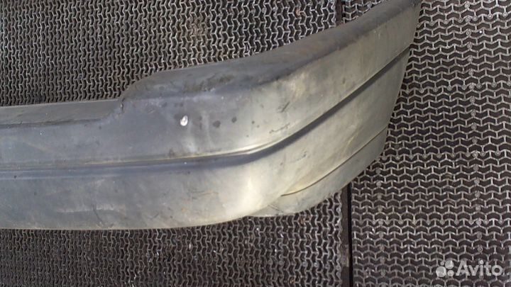 Бампер Volkswagen Passat 3, 1991