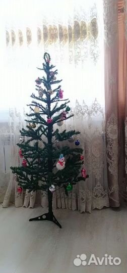 Елка искусственная бу с игрушками