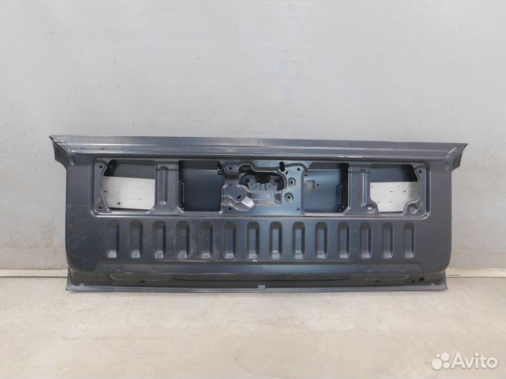 Дверь багажника нижняя Mitsubishi L200