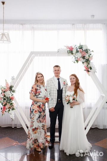 Ведущая, диджей, декор на праздничные мероприятия