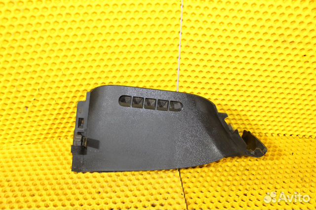 Накладка торпеды Nissan Tiida C11