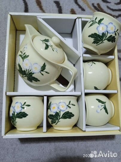 Чайный и кофейный сервиз