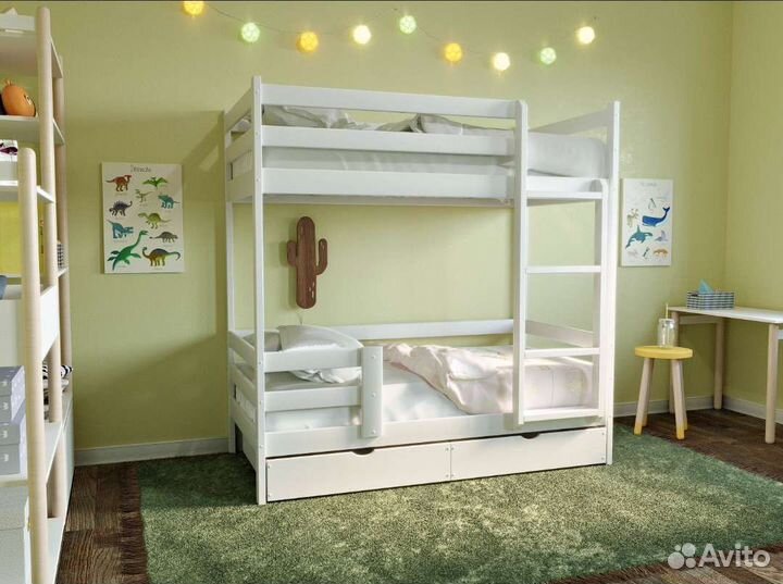 Кровать двухьярусная с бортиком и лесенкой