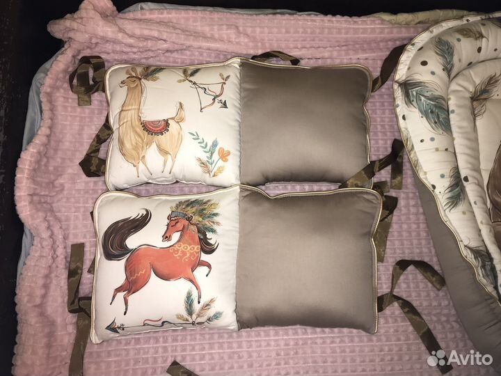 Бортики в кроватку,гнездо,одеяло,простынь,балдахин