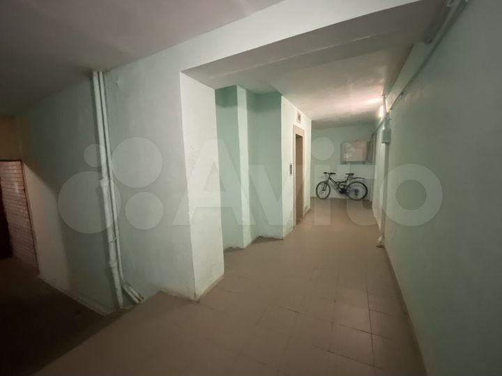 4-к. квартира, 80 м², 8/9 эт.