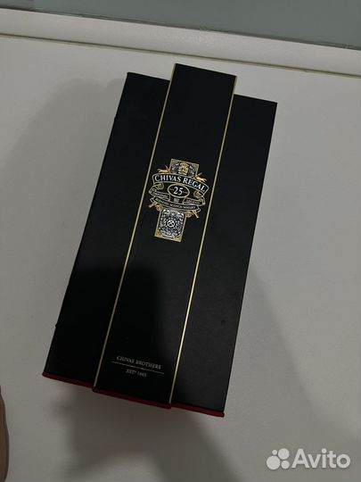 Упаковка от 25 летнего chivas regal