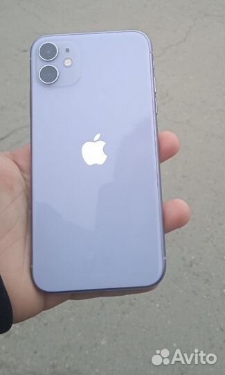 iPhone 11, 64 ГБ