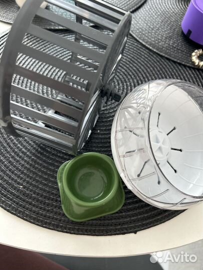 Игрушки, кормушка для хомяка