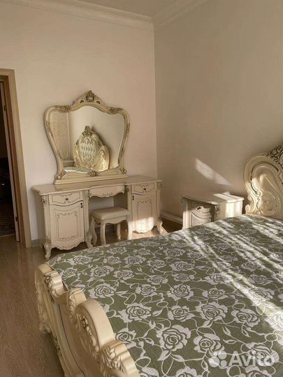 Спальный гарнитур бу