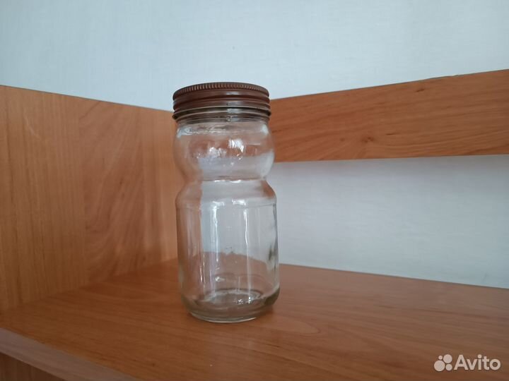 Бутылки и банки стеклянные