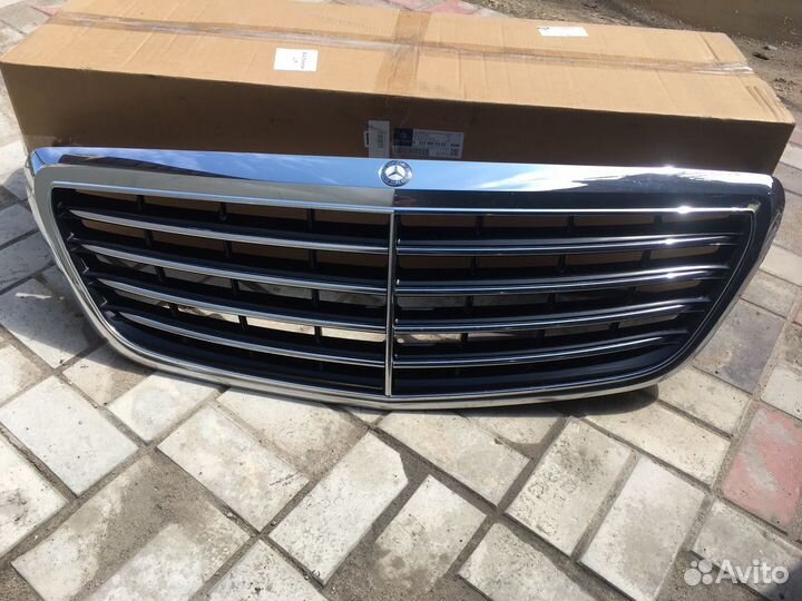 Мерседес Бенц S класс W 222 решетка радиатора ориг