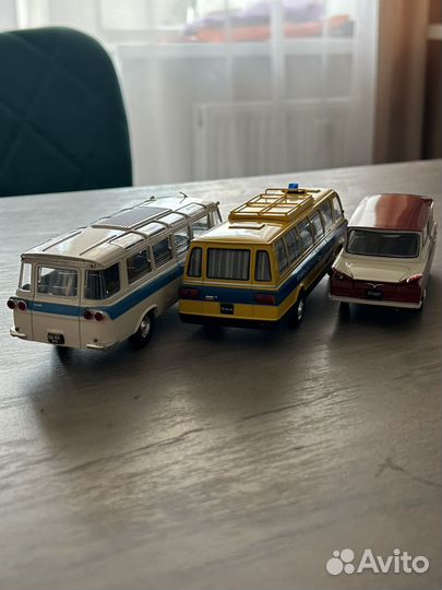 Модели автобусов автомобилей ЗИЛ, раф, Старт