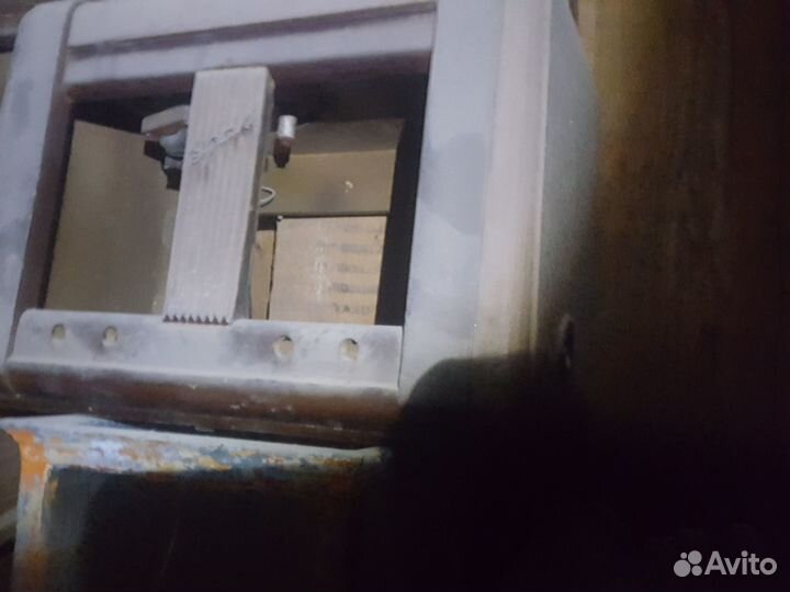 Проигрыватель,корпус приемника