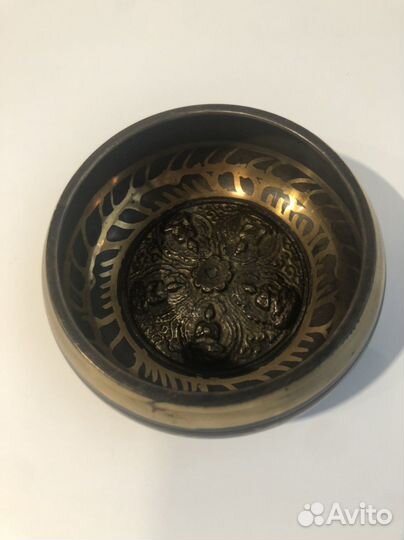 Поющая чаша