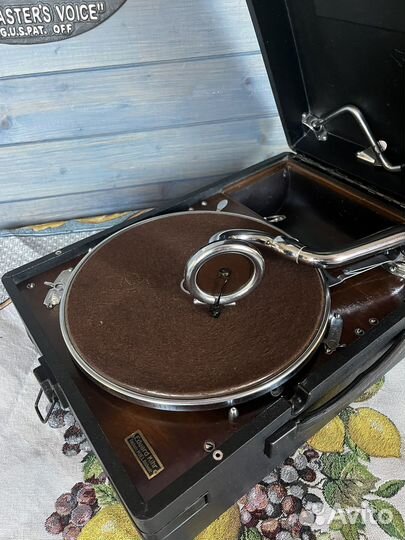 Патефон Electrola 106