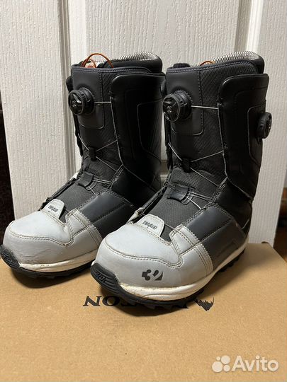 Сноубордические ботинки thirty two