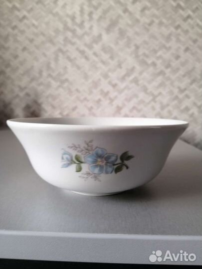 Посуда (бокалы, тарелки, пиалы)